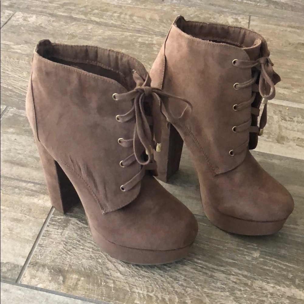 Velvet lace-up platform booties